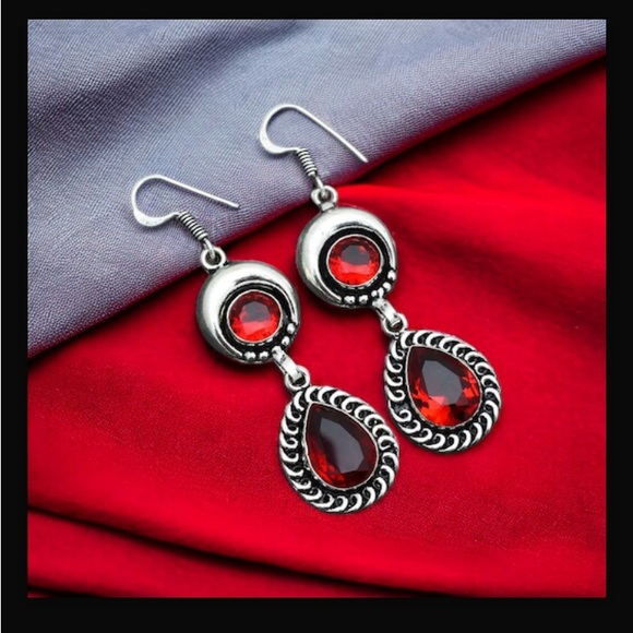 Garnet Red Gemstone Handcrafted Drop Style Dangle Hook Style Earrings 2.4" L NWT - Picture 2 of 4